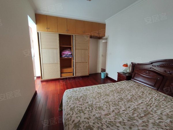 弥勒九号路庆来公园宏华苑市中心,生活方便,精装修拎包入住,南北通透,1700元每月出租房源真实图片