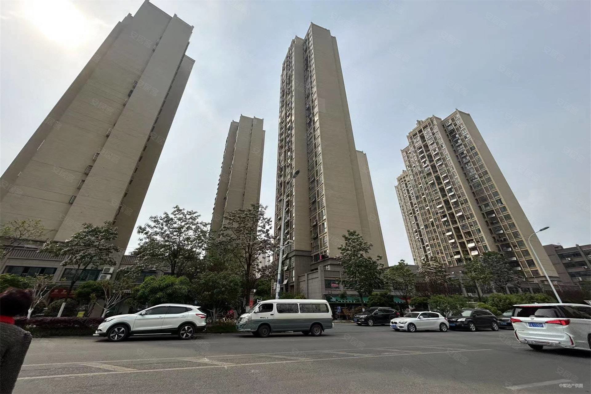 合肥房产网>合肥二手房>庐阳二手房>海棠社区二手房>京福花园嘉兰苑>