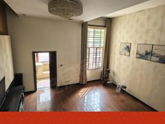 长沙芙蓉芙蓉区政府市中心双地铁口别墅 可商务接待加居住 前庭后院子 进出方便出租房源真实图片