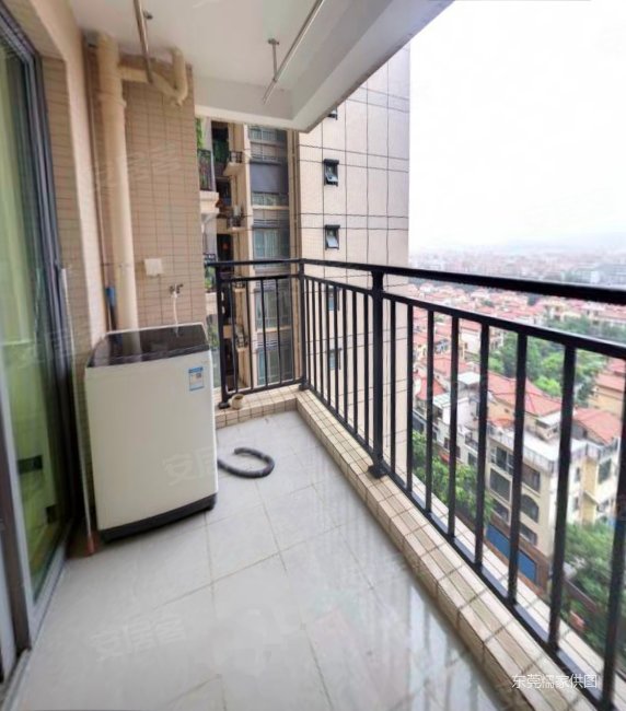 丰泰橡树溪谷 小区新 带电梯 正规商品房 精装修 小三居