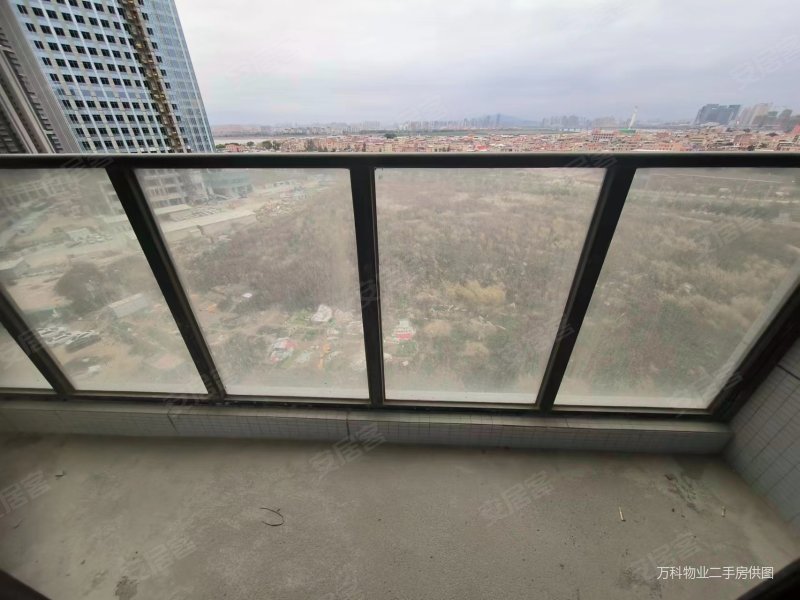 东海湾门 期 4房3卫业主诚意售 出价可谈 140平大户型,东海湾门第