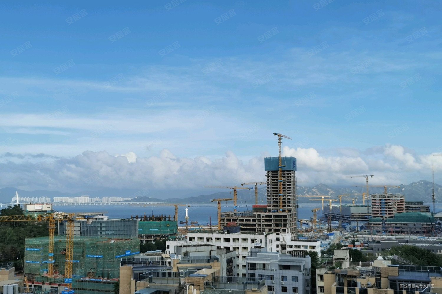 视野开阔,鲸山觐海(别墅)二手房,6800万,6室4厅,3卫,402平米-深圳安居