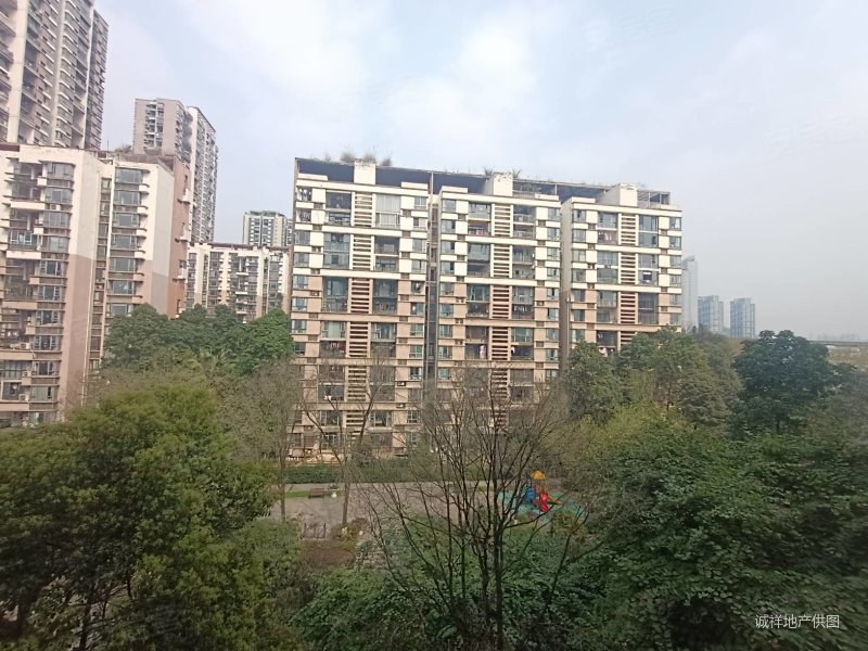 汽博商圈叠彩城电梯洋房朝中庭3号线地铁口