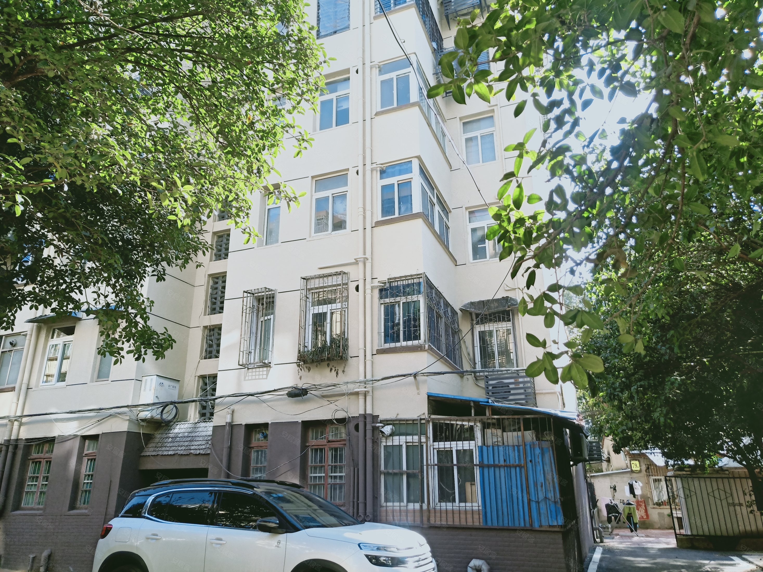 电梯房省委大院南北通透3室1厅虹小四十2中诚心出售