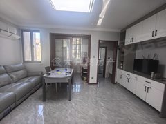 泰州海陵城南万达商圈 盒马鲜生 人民医院 莲花四区 精装2房出租房源真实图片