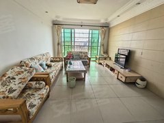 海口美兰海甸海南大学对面。朝南户型。家具家电齐全。车位充足。出租房源真实图片