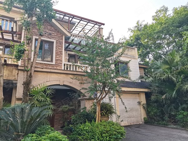 重庆渝北鸳鸯首钢美利山公园城市(别墅)金开大道450平别墅出租,简单