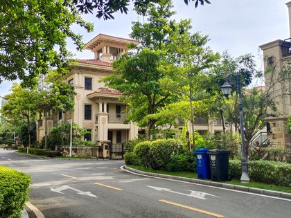 卓越东部蔚蓝海岸别墅