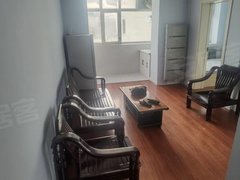 黑河爱辉华富商城地区医院附近四楼一室一厅45平米电器全,有网拎包住月租900出租房源真实图片