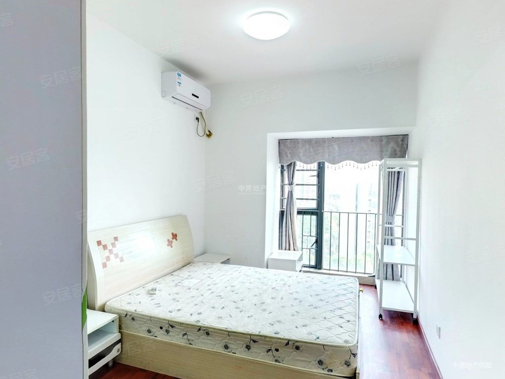 玉湖湾3室2厅2卫88.29㎡南520万