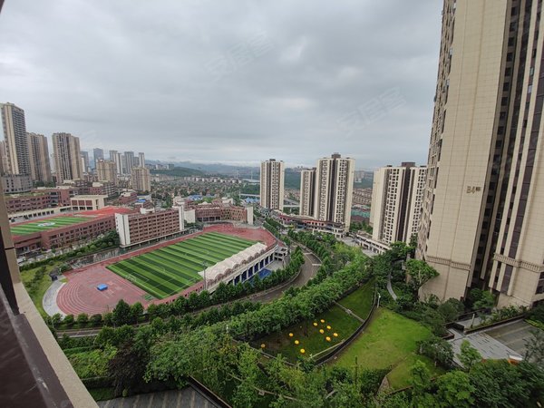 重庆渝北礼嘉华侨城天际湾b区礼嘉 华侨城天际湾b区四房3800元月出租