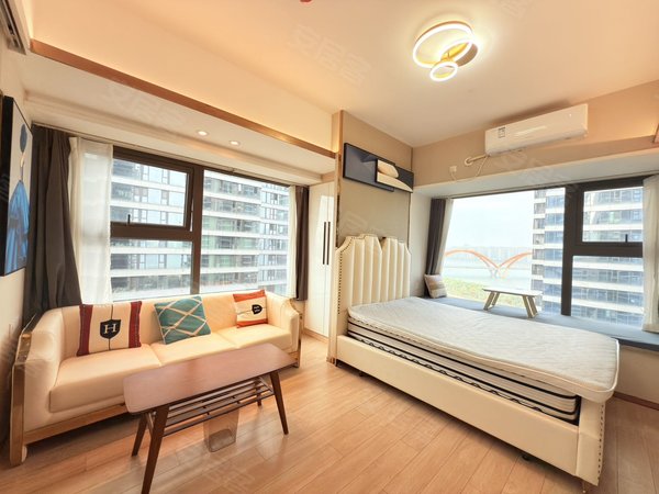 长沙岳麓观沙岭远洋外滩壹号(商住楼)一线江景边户 单身公寓 远洋外滩