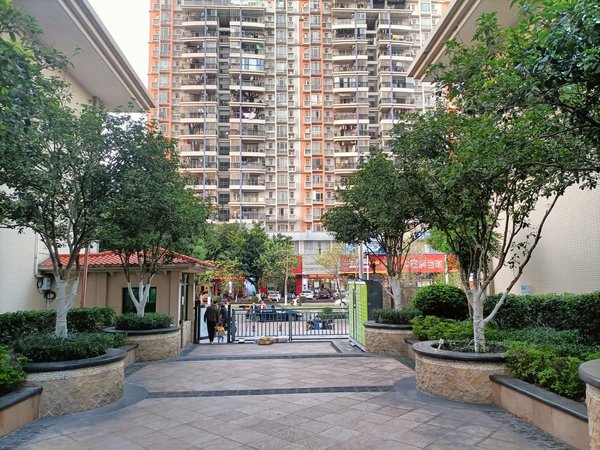 广州花都新区岭南公馆哇 仅租1450元可谈哦岭南公馆家电齐全地铁旁