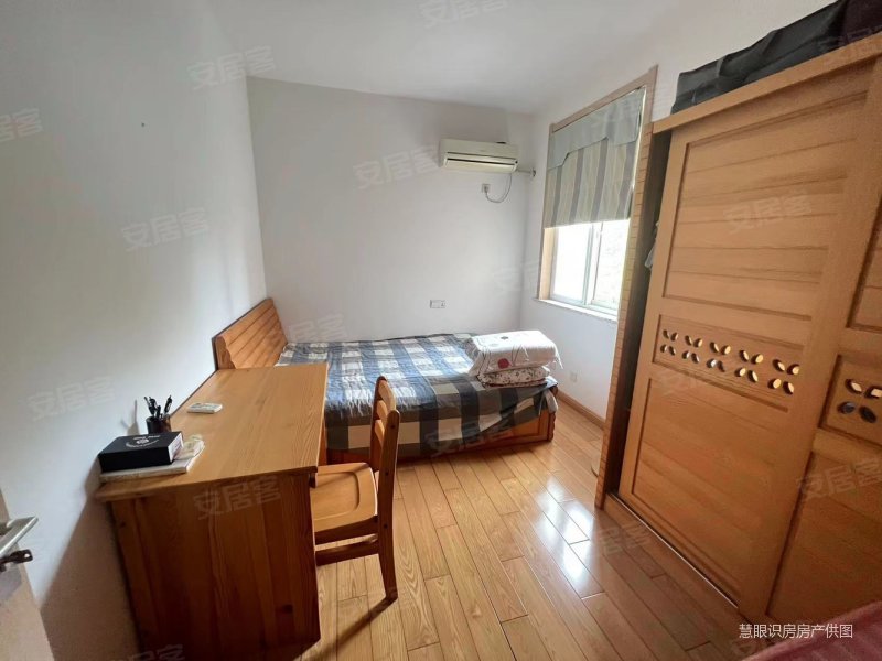 绿城西子湖畔居3室2厅2卫128㎡南北99万