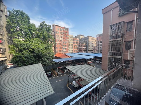 广州天河龙洞龙洞直街4巷3号小区龙洞东大街超靓两房一厅,精装修,全