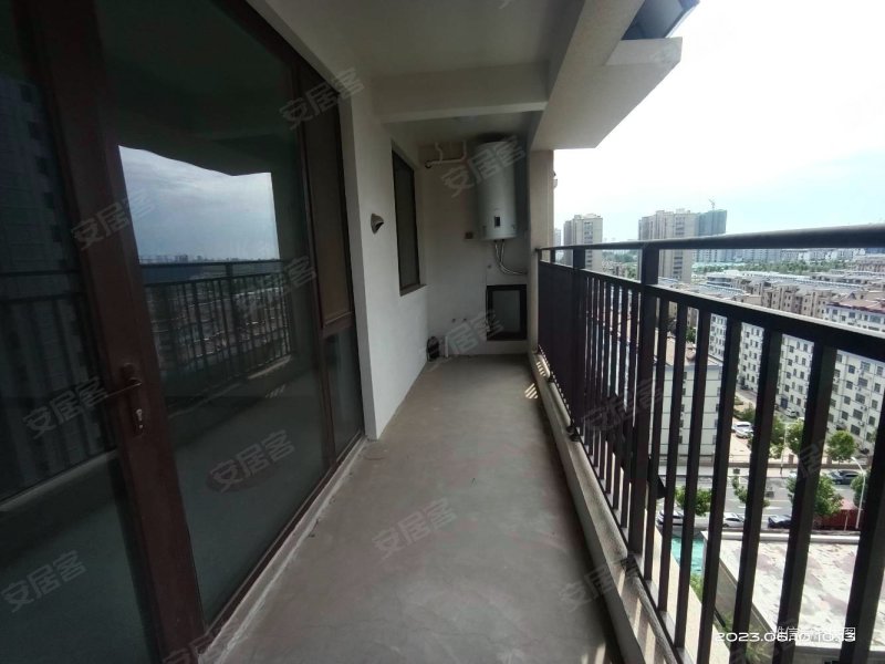 >潍坊二手房>高新区二手房>高新服务广场二手房>中南保利樾府>800_600