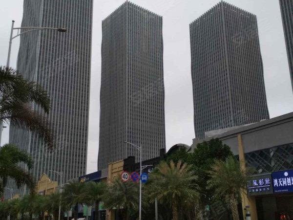 湛江开发区万达万达公寓(赤坎)亲自实勘(万达广场)豪装四房 设置时尚