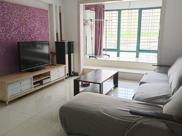 镇江丹阳八佰伴澳都花城华南 澳都花城 中间楼层 精装修 三房两卫带个