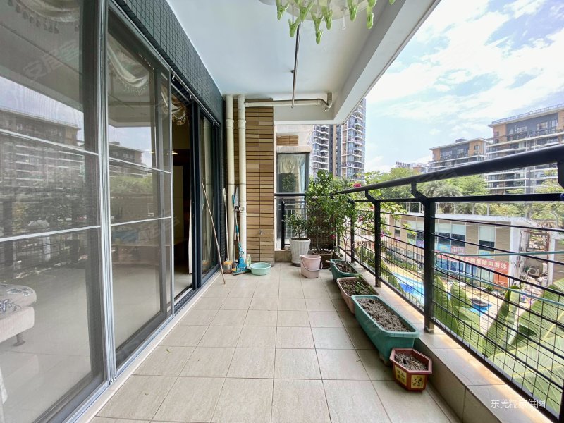 景湖春晓 满五   正南朝向 购物方便 环境好 商品房 双卫