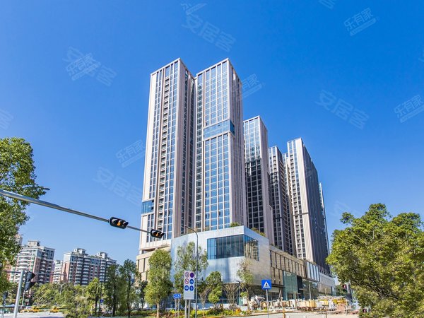 深圳宝安新安福城前海新纪元万达广场,标准两房,全齐出租,随时入住!