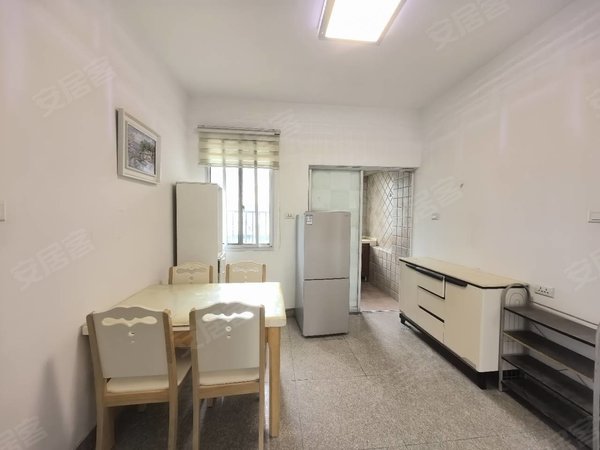 金华婺城婺城江南婺城南苑小区(西1-西8幢)轻轨口，世贸广场近，小区停车方便，民水民电，中医院近，拎包住出租房源真实图片