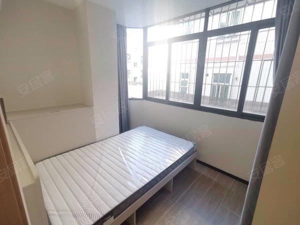 深圳罗湖莲塘乐华楼莲塘口岸.莲塘.仙湖.坳下村.梧桐山.