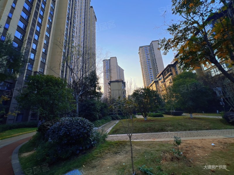 长沙房产网>长沙二手房>雨花二手房>雨花区政府二手房>合能枫丹丽舍>