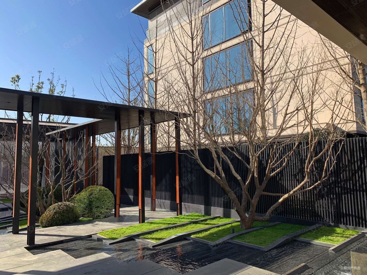 融创中原壹号院4室2厅2卫160.51㎡南北1400万