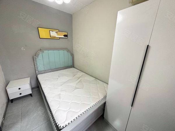 昆山玉山城南中华园(东村)中华园精装独卫,近万达,立臻,仁宝,房间干净