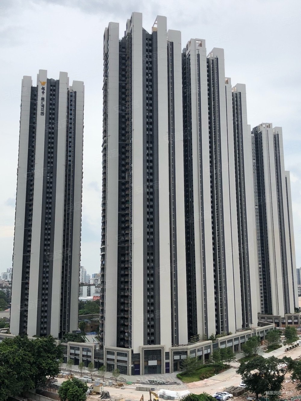 星汇海珠湾精装修三房二卫