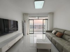 桂林临桂环湖里约湖岸大3房，精装修，4台空调拎包入住1600出租房源真实图片