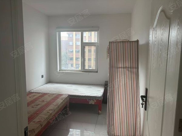 定陶欧亚半岛电梯高层,城中心位置,购物,逛街,公园环绕