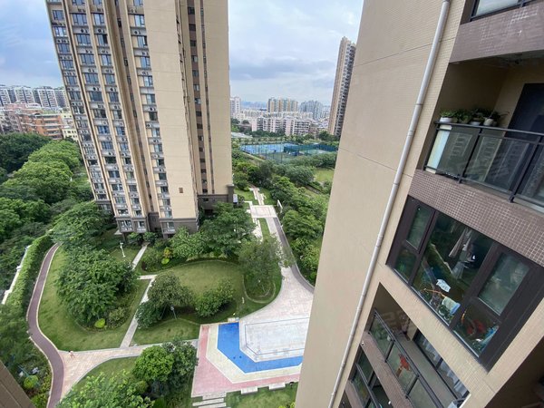 广州天河东圃兰亭盛荟东圃地标性建筑兰亭盛荟 小区24小时安保巡逻带