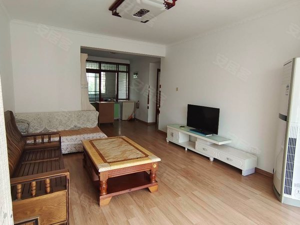 青岛胶州新城区御都花园b区新城区澳门路,精装套三家具家电齐全,拎包