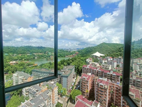 珠海香洲兰埔钰海山庄网红街旁钰海山庄精装修公寓出租看房方便有钥匙