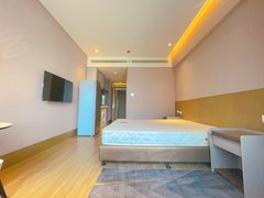 中懋天地酒店式公寓，中央空调，中央热水，免费健身，接受短租。