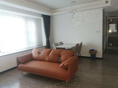 台州椒江洪家镇海万科城南苑三室二厅二卫精装修拎包入住临近银泰城三水润园出租房源真实图片