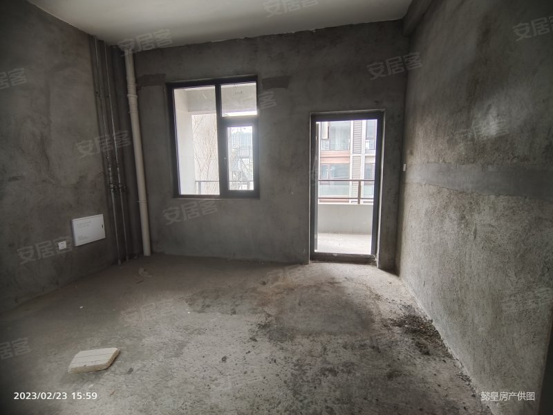 别墅云栖谷丨新区丨超大花园丨三层丨急售可谈丨随时看房