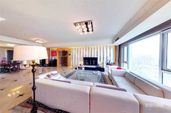 棕榈泉国际公寓