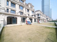 上海徐汇龙华云锦东方(三期别墅) 4室3厅4卫  383平米出租房源真实图片