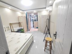 急转15号线丰翔路地铁  上海大学聚丰园路 朝南一室户带院子