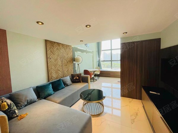 深圳南山华侨城绿景美景广场绿景美景 精装公寓高层南向看高尔夫景