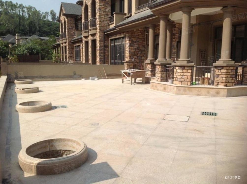 深圳房产网>深圳二手房>龙华二手房>民治二手房>莱蒙水榭山>1004_750