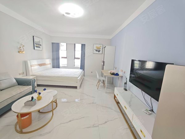 市政府租房,春融街 万达广场 七彩云南第壹城单身小公寓,1300拎包入住