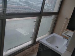 小什字昊鑫广场|天润园中卧独立阳台洗面台盆镜公用燃气厨房