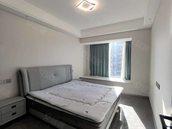 金华东阳横店横店南江府南江府中心位置大3房边套！现代简约风！家具家电齐全！拎包入住出租房源真实图片