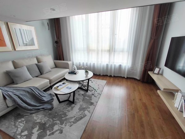 融创香璟台西苑(商住楼)天府三街 中和 世纪城 公寓loft套二便宜出租!