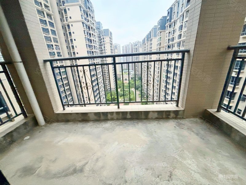 盛荟花园海油大厦体育馆惠民广场德洲中心城3房满五