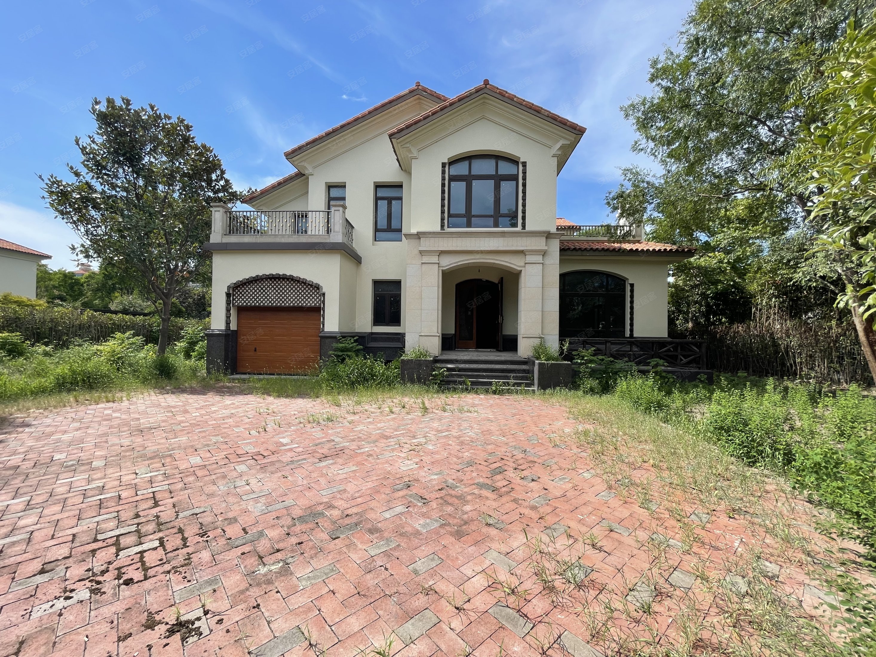 新虹桥首府别墅