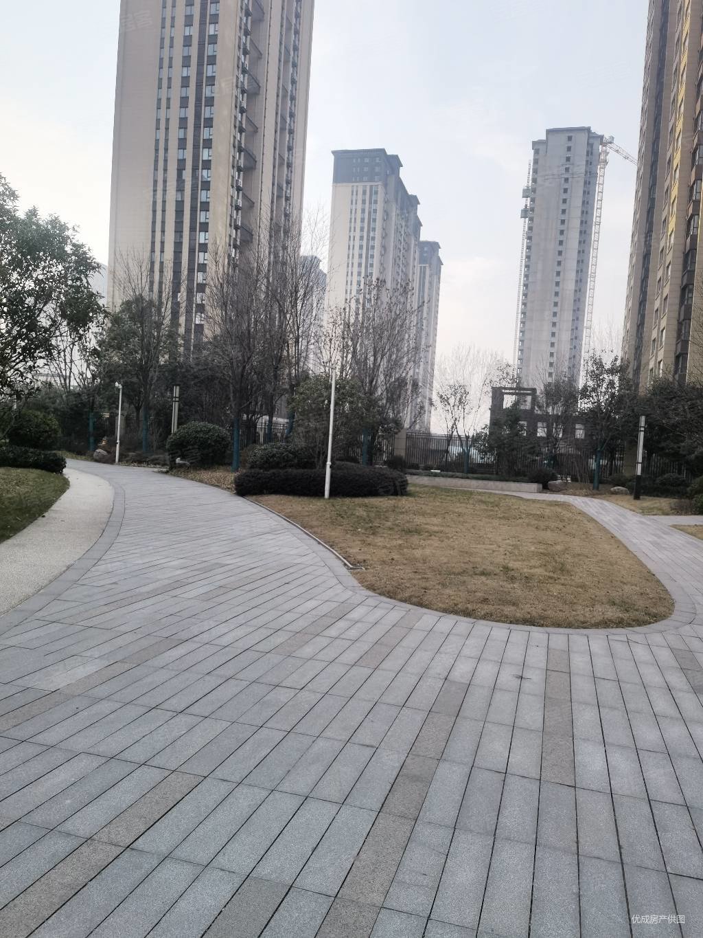 东展怡和园3室2厅2卫134㎡南北78万